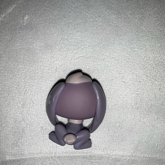 Littlest Pet Shop LPS 2006 #648 Lop Eared Purple Bunny Rabbit - Picture 2 of 2